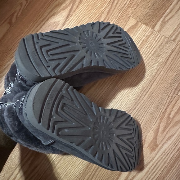 UGG Charcoal Fur-Lined Boots - Picture 6 of 12